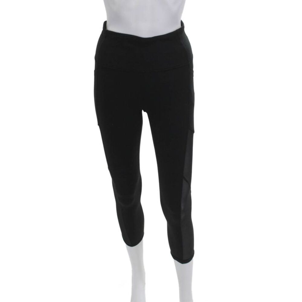 Athleta Womens Capri Leggings Black 88% Supplex Nylon Size S
